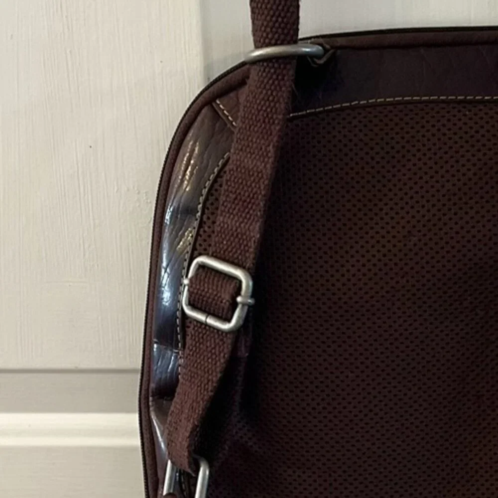 Jack Georges Dark BrownVoyager Leather Travel Convertible Backpack/Crossbody Bag - Picture 8 of 14